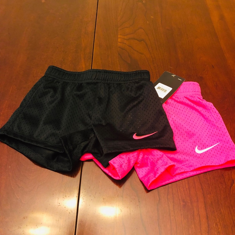 NIKE - New - Girls Mesh Shorts - Size 5